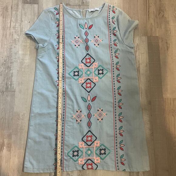 Hayden Los Angeles light blue embroidered Shift Dress size medium - Picture 6 of 16
